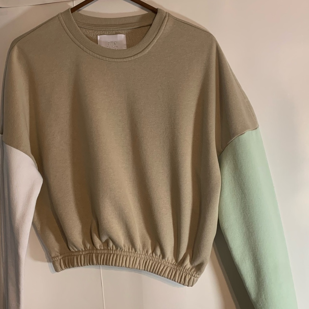 Colorblock Crew Neck Sweater